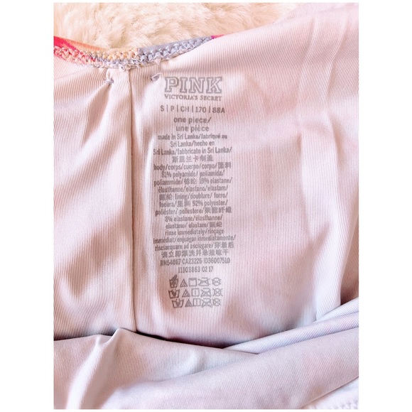 Moving Sale! GUC VS Pink Tropical Halter One Piece w/ Ruched Cheeky Bottom Small - Picture 6 of 8